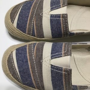 4/$25 Nine West Slide on espadrille flats